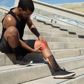 Les douleurs du sportif : quand consulter un ostéopathe ?